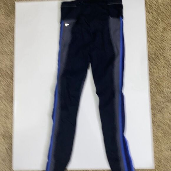 Fabletics Motion 365 7/8 length leggings w/zip back pocket XS - Picture 2 of 6